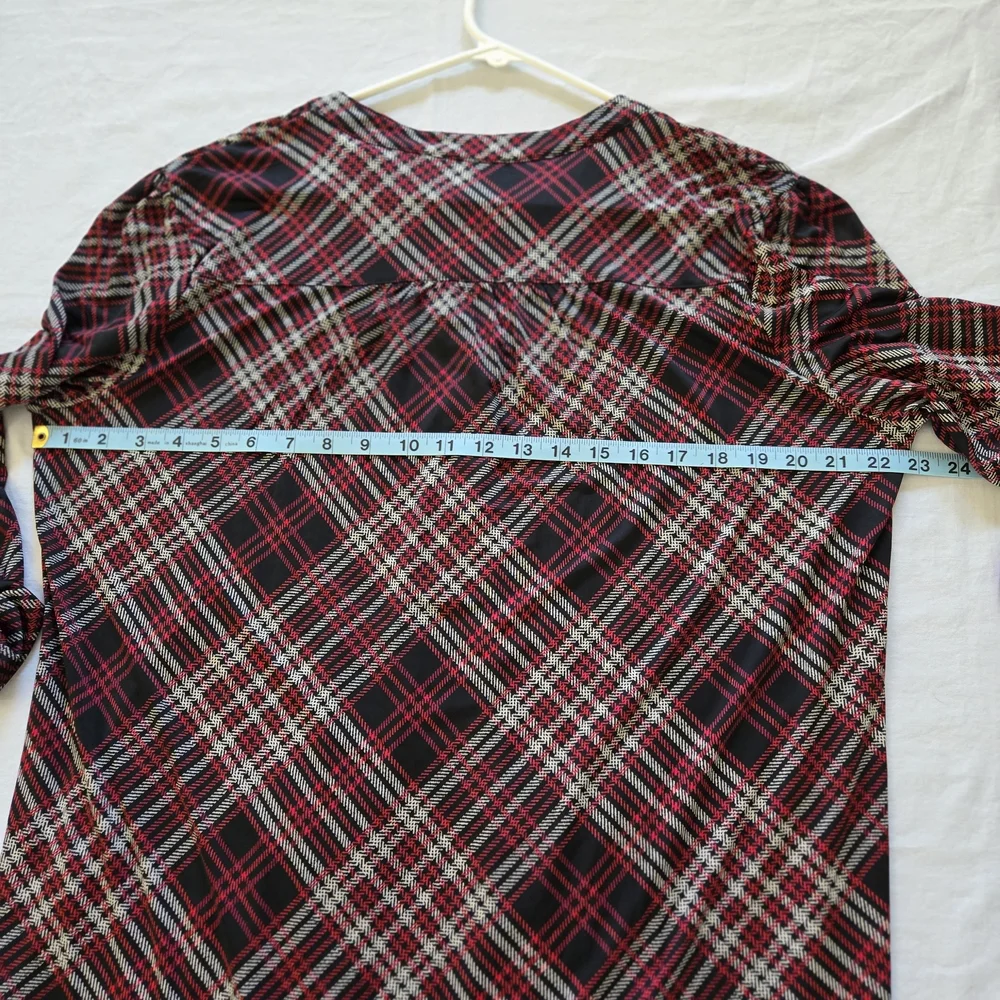 Ava & Grace Red Plaid Button-Up Blouse - Picture 6 of 7